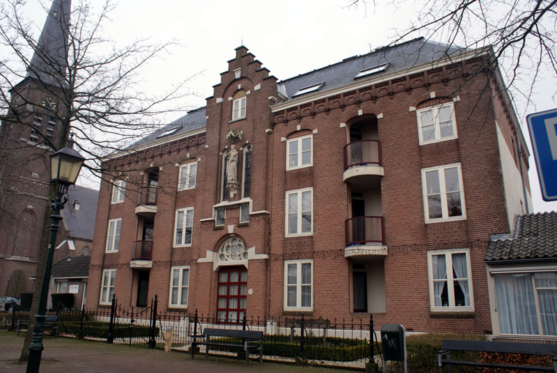 Dorpsstraat 34